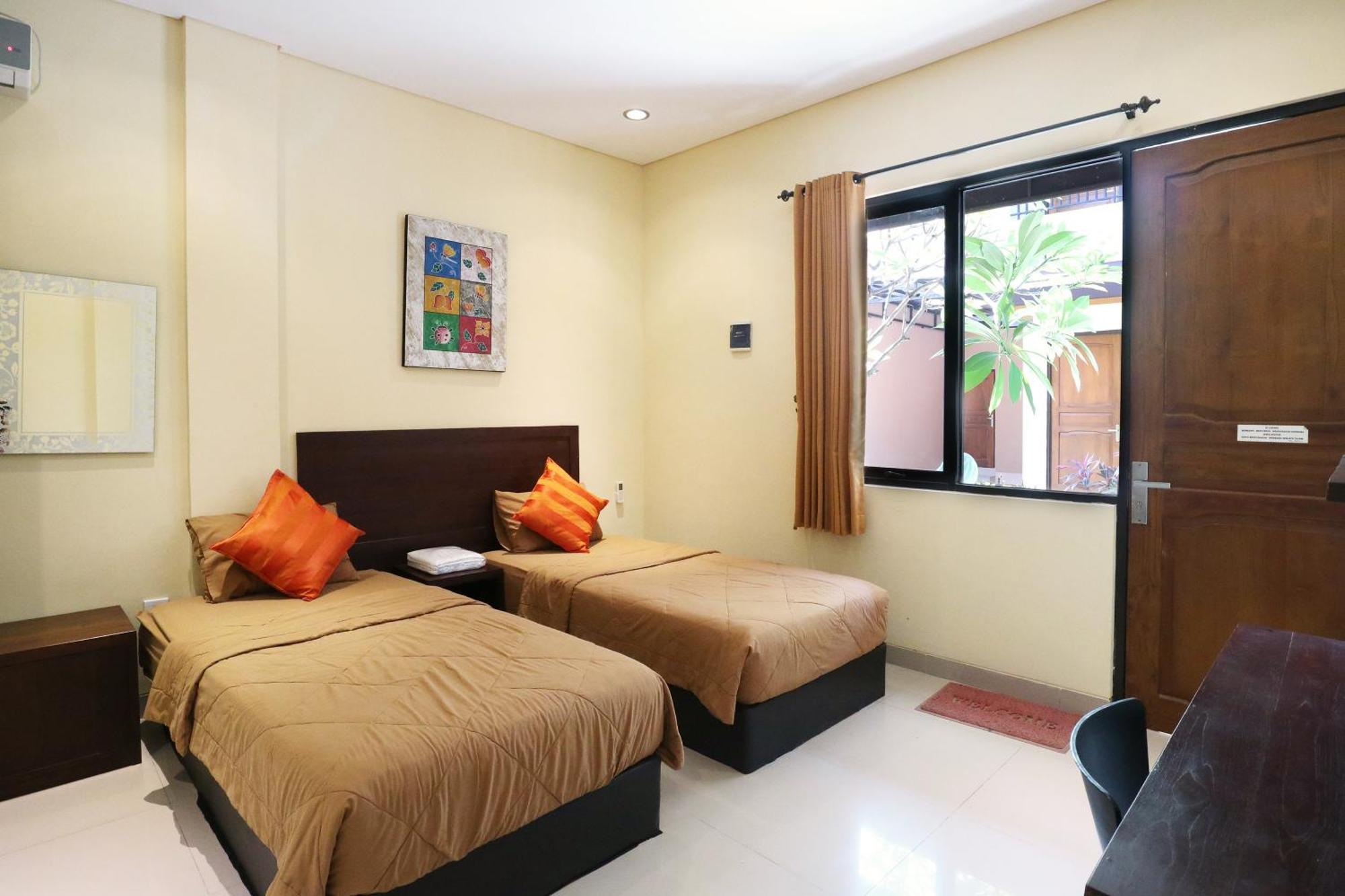 Dee Mansion Denpasar Exterior foto