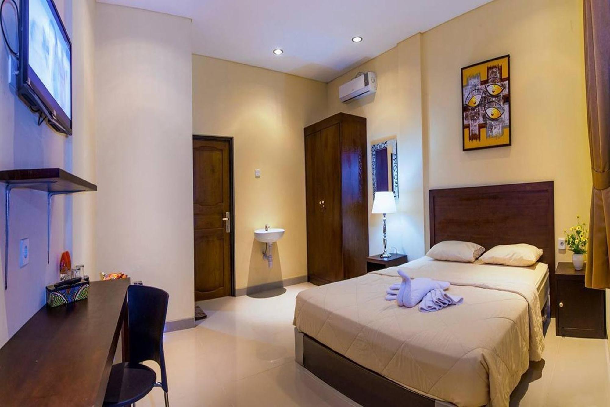 Dee Mansion Denpasar Exterior foto